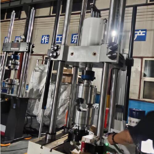 1684288032256992.jpg 1液壓緩沖器綜合測(cè)試系統(tǒng)2.jpg