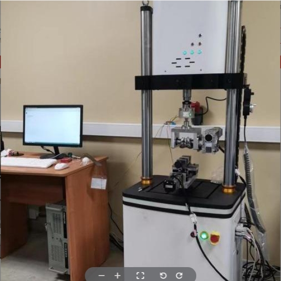 1697596876412809.png 8假肢髖關節(jié)結構強度試驗機三工位 假下肢耐久疲勞 鉸鏈磨損測試4.png